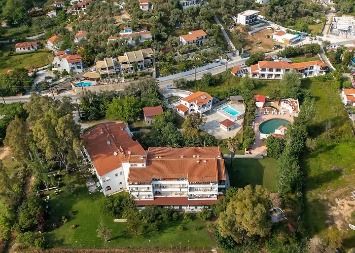 Arco Platanias (Skiathos)