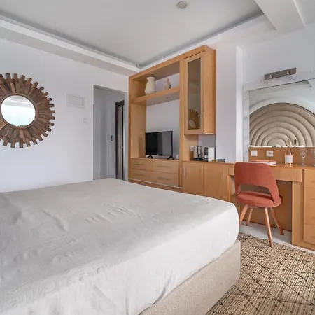Arco Hotel